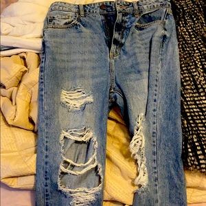 High waisted distressed boyfriend jeans!